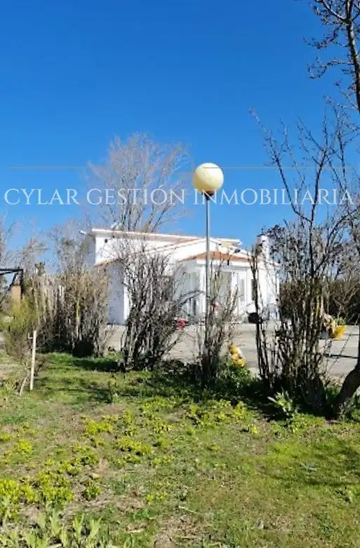 Vista exterior de Casa o chalet en venta en Villares de la Reina con Calefacción, Amueblado y Horno