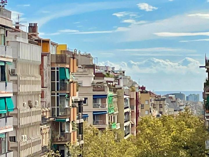 Photo 1 of Flat to rent in Carrer de Nàpols, El Camp d'en Grassot i Gràcia Nova, Barcelona