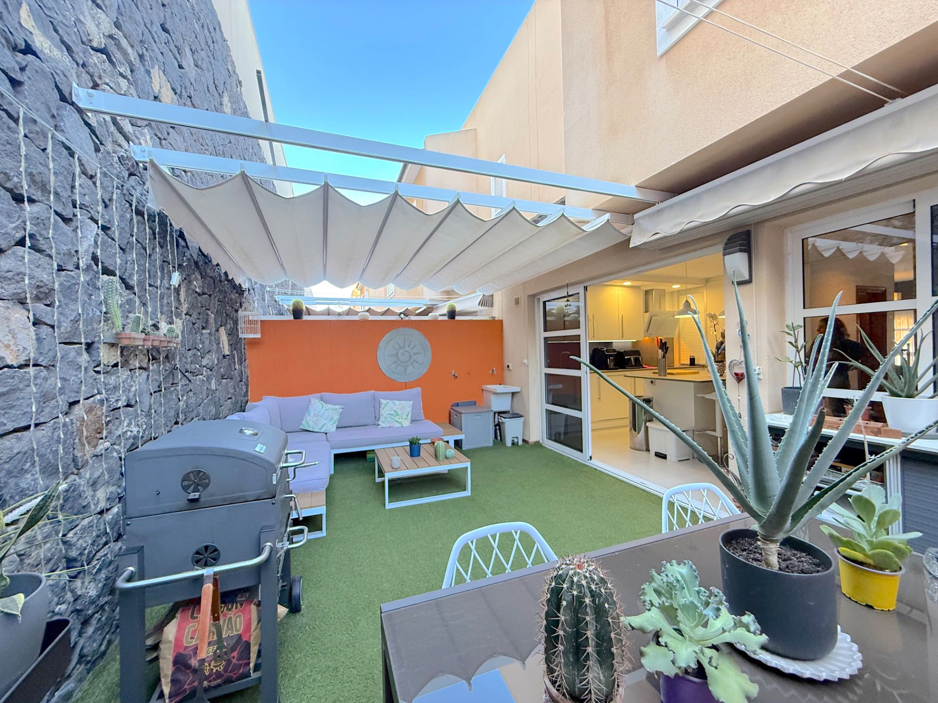 Terrassa de Casa adosada en venda en  Santa Cruz de Tenerife Capital amb Jardí privat, Terrassa i Moblat