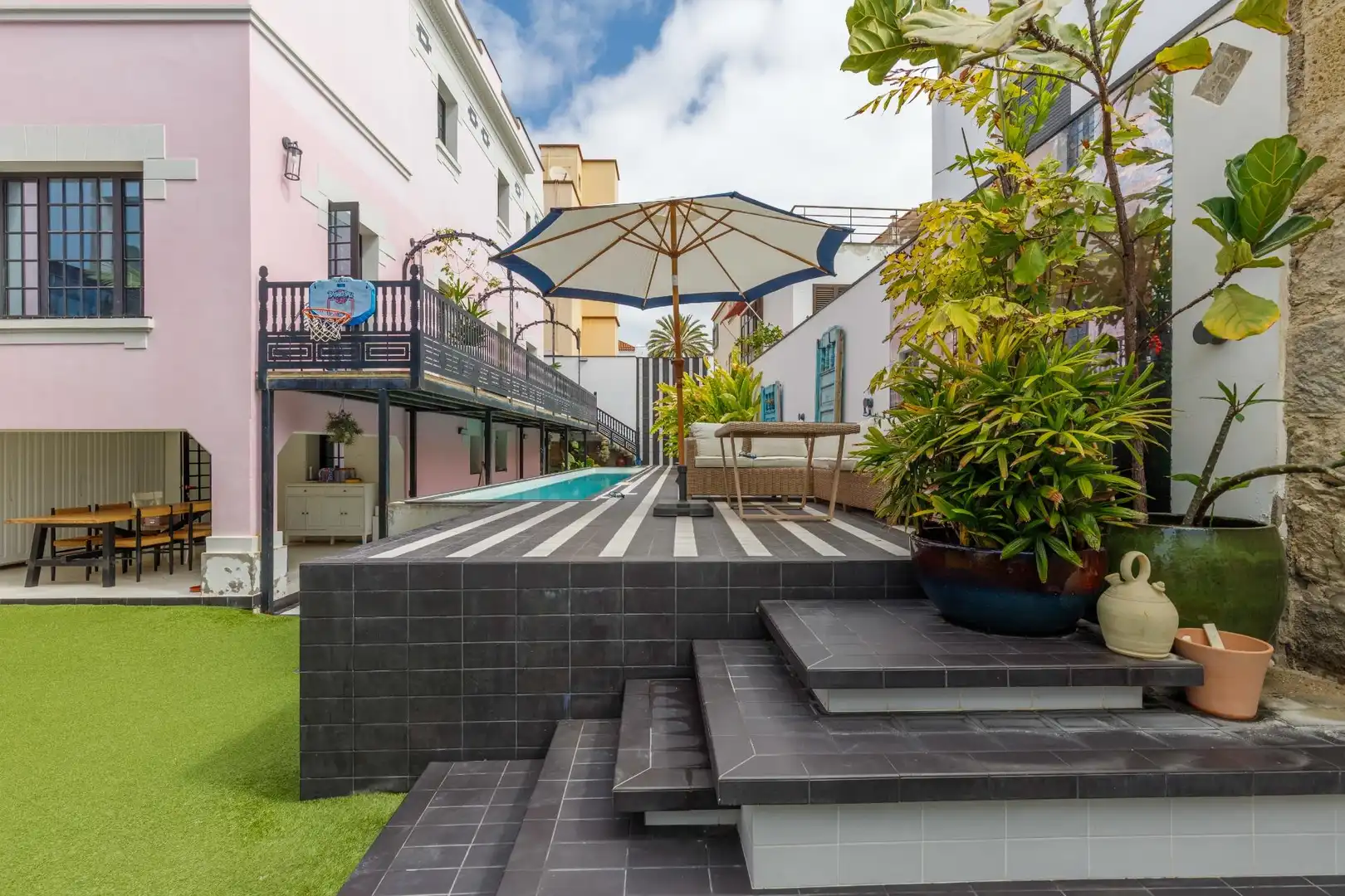 Terrassa de Casa o xalet en venda en Las Palmas de Gran Canaria amb Jardí privat, Terrassa i Traster