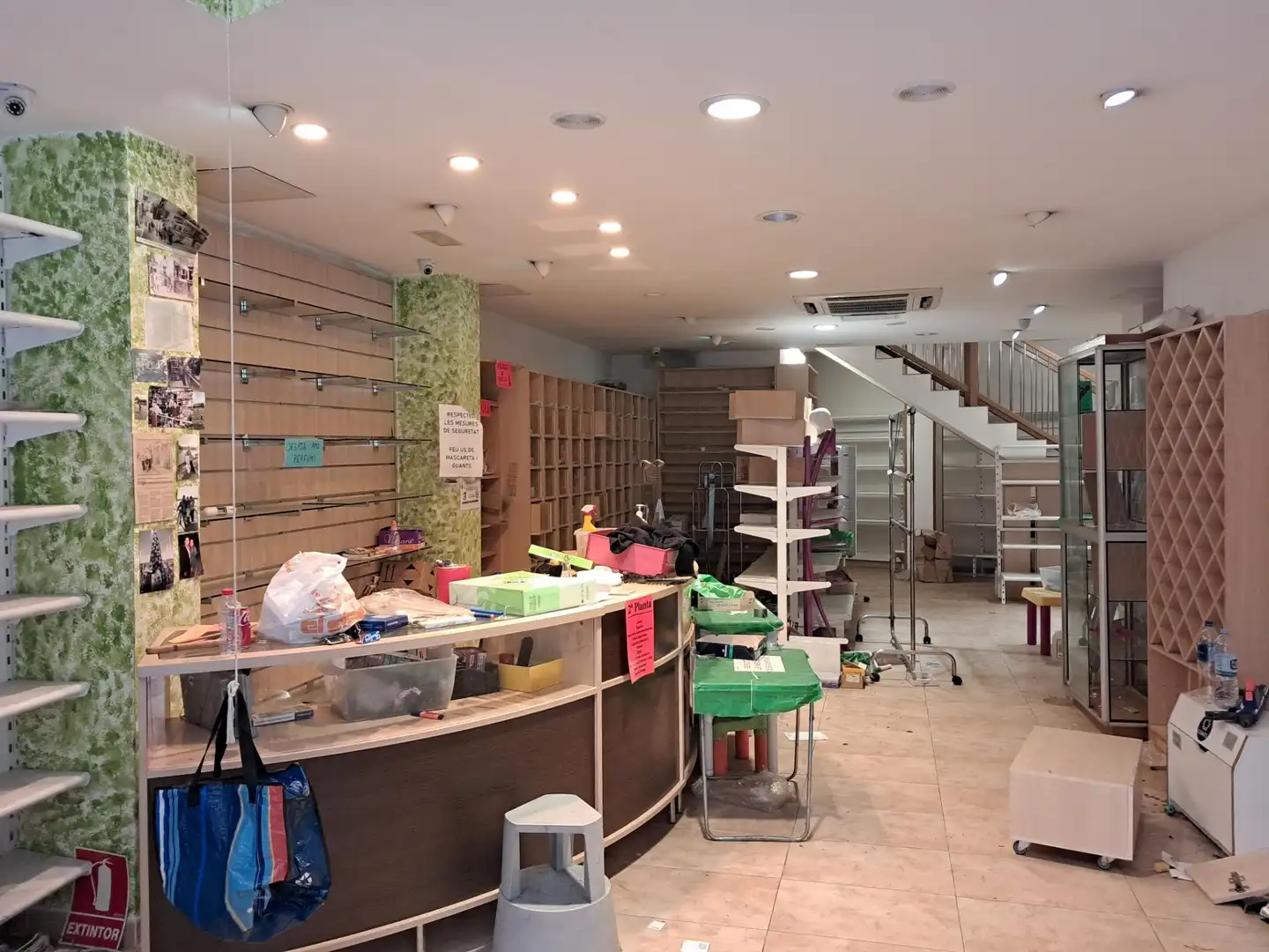 Local comercial en venda a Carrer de Santa Madrona, imagen 4