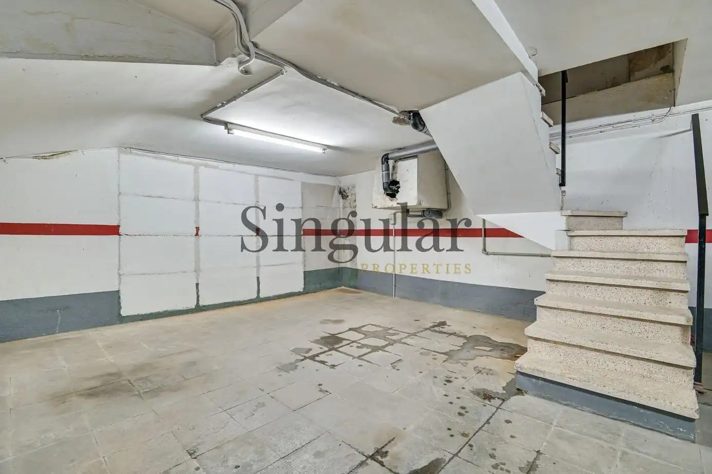Ático en venta en Barcelona con Calefacción, Terraza y Piscina