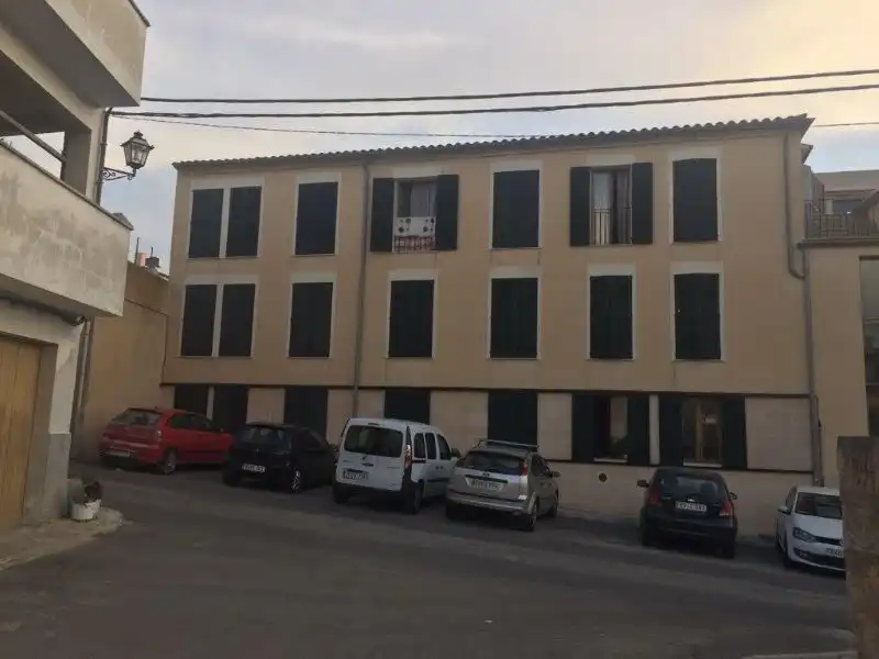 Vista exterior de Apartamento de alquiler en Montuïri con Amueblado, Horno y Lavadora