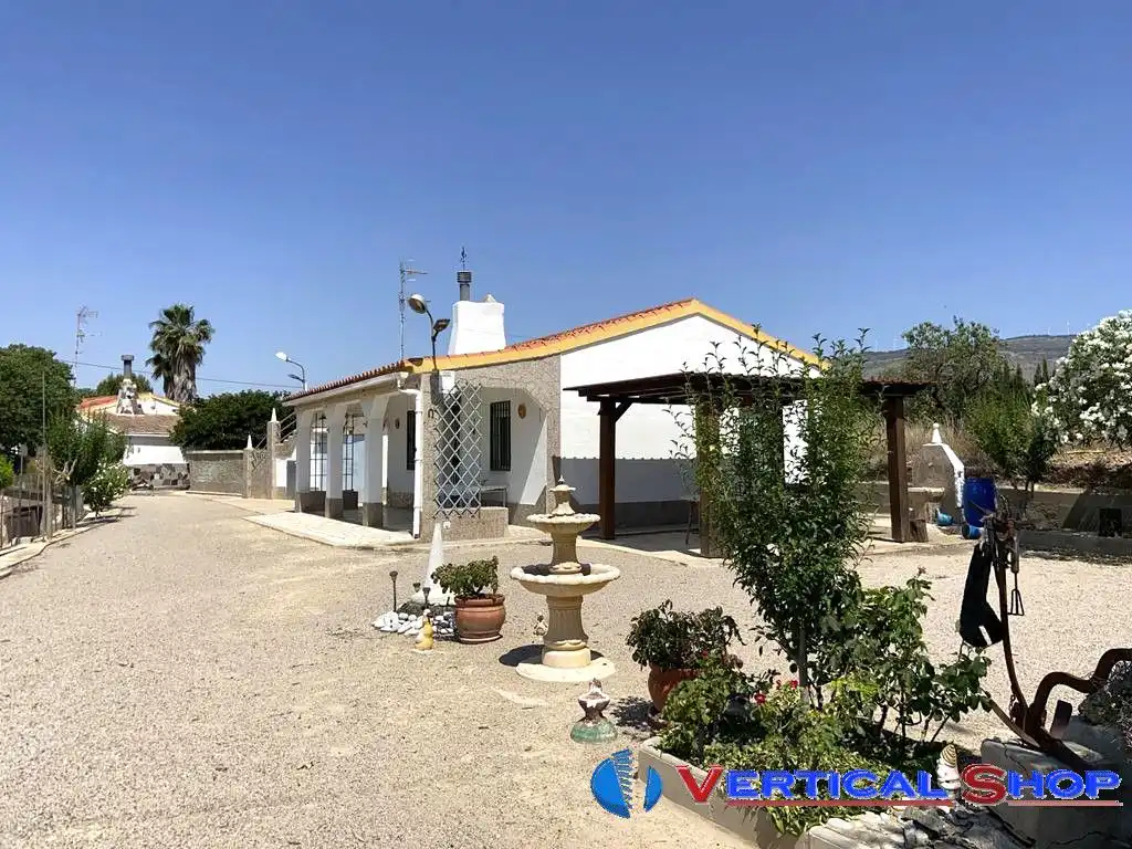 Chalet en venta en Carretera Yecla, imagen 5
