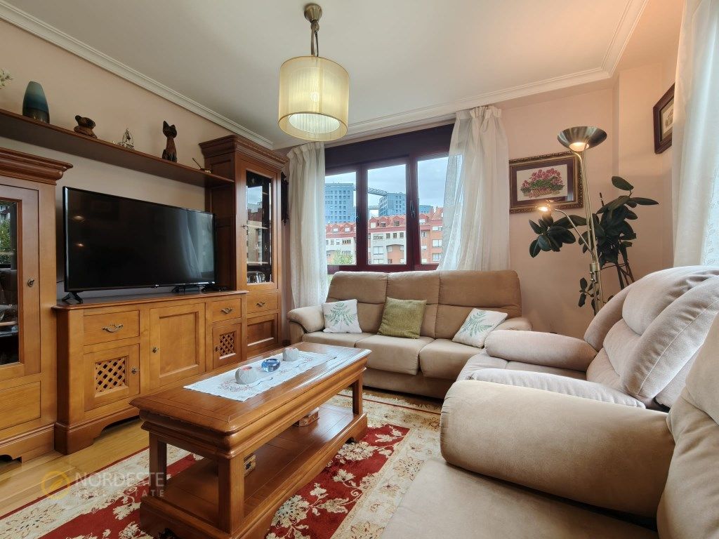 Living room of Flat to rent in Oviedo 
