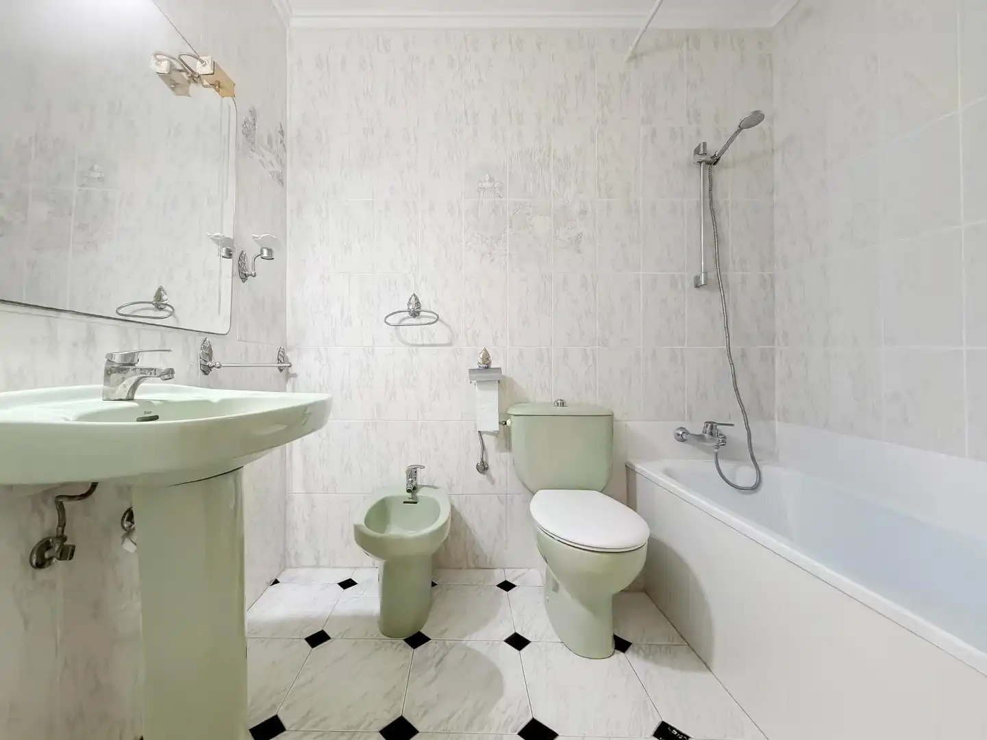Baño de Piso en venta en Burjassot con Balcón