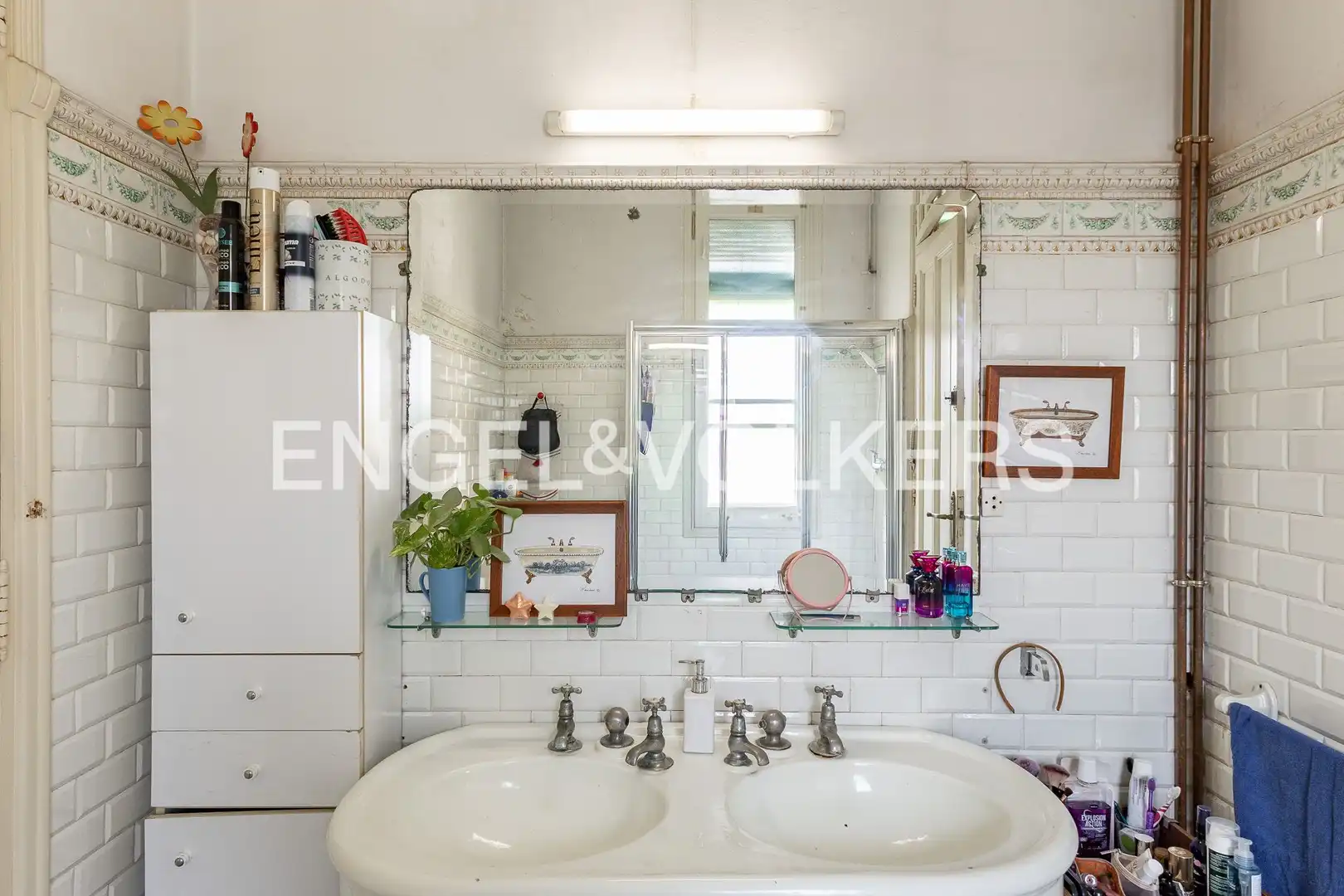 Baño de Casa adosada en venta en Sant Celoni con Calefacción, Jardín privado y Terraza