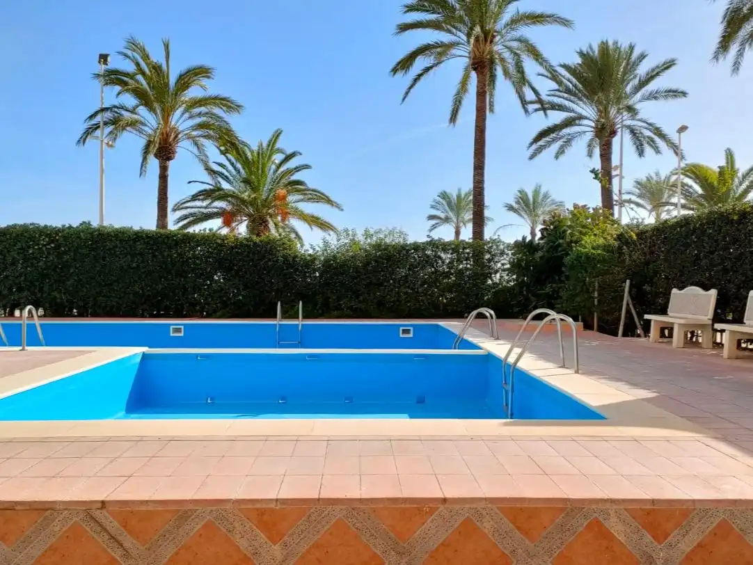 Piscina de Apartament en venda en Cullera amb Aire condicionat, Terrassa i Piscina