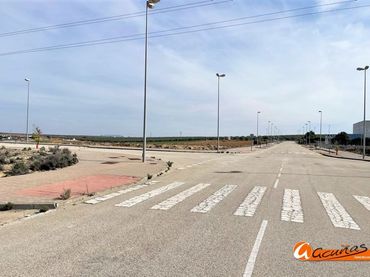 Lands and plots for sale in Isaac Newton