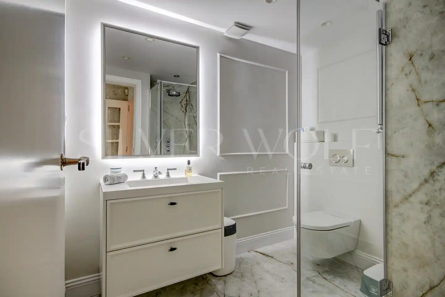 Bathroom of Houses for sale in Sant Cugat del Vallès  with Air Conditioner, Heating and Private garden