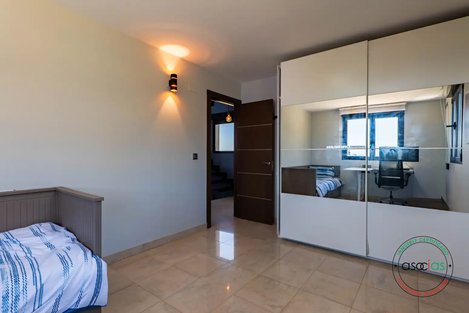 Habitación de Casa o chalet en venta en Gijón  con Calefacción, Jardín privado y Terraza