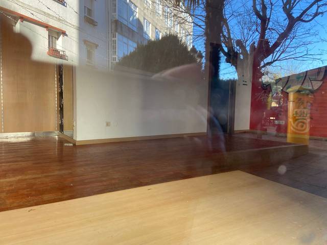 Local comercial en Alquiler en Lalín