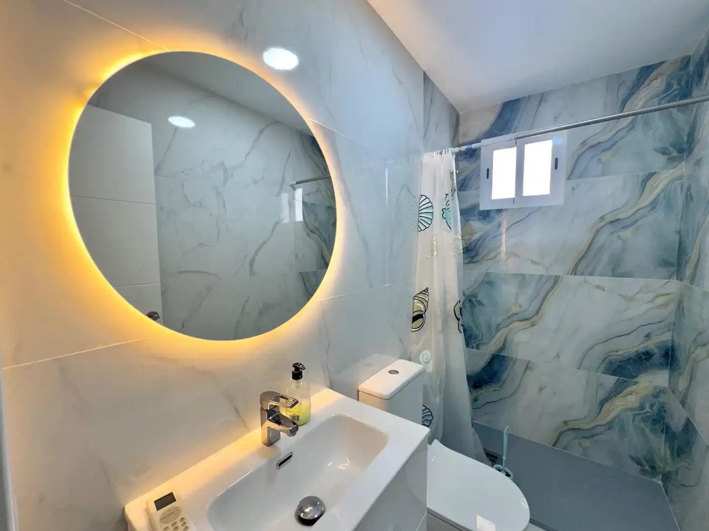 Baño de Casa o chalet en venta en La Zubia con Aire acondicionado y Terraza