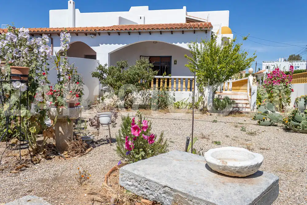 Vista exterior de Casa o chalet en venta en Mojácar con Aire acondicionado, Jardín privado y Parquet