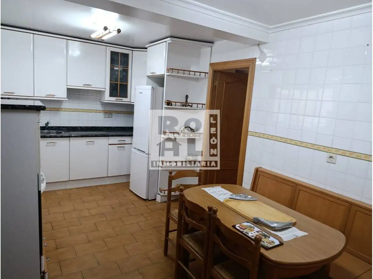 Cocina de Piso en venta en León Capital  con Calefacción y Terraza