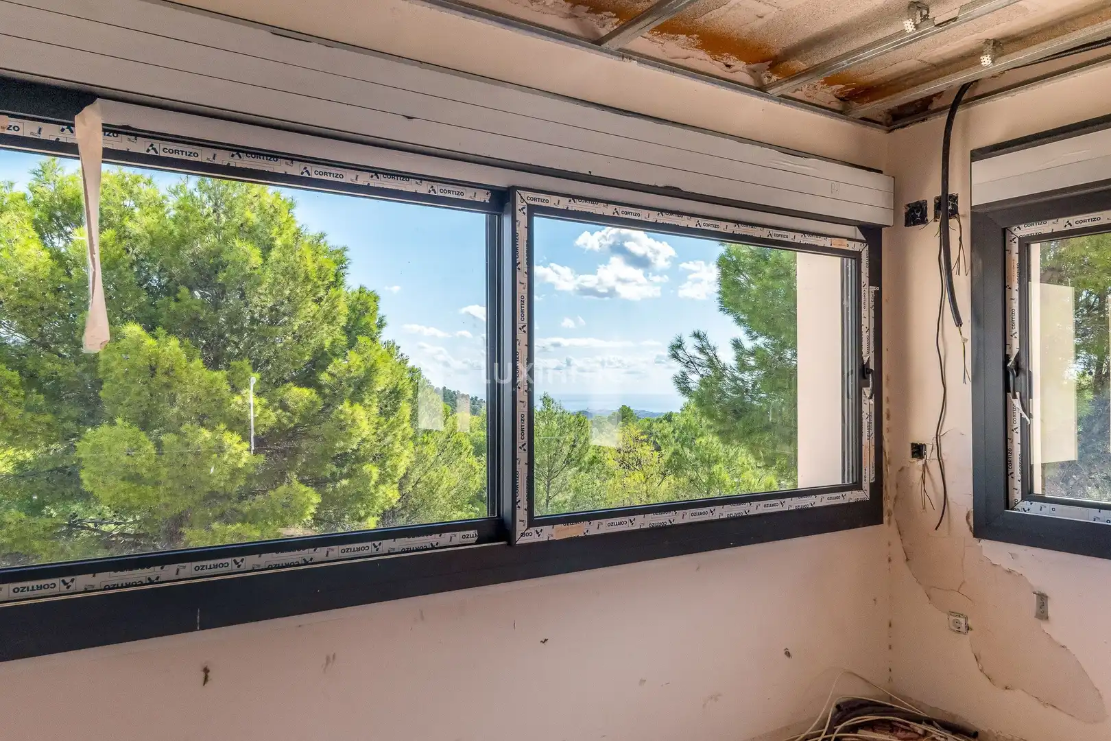 Habitación de Casa o chalet en venta en Polop con Terraza, Trastero y Piscina