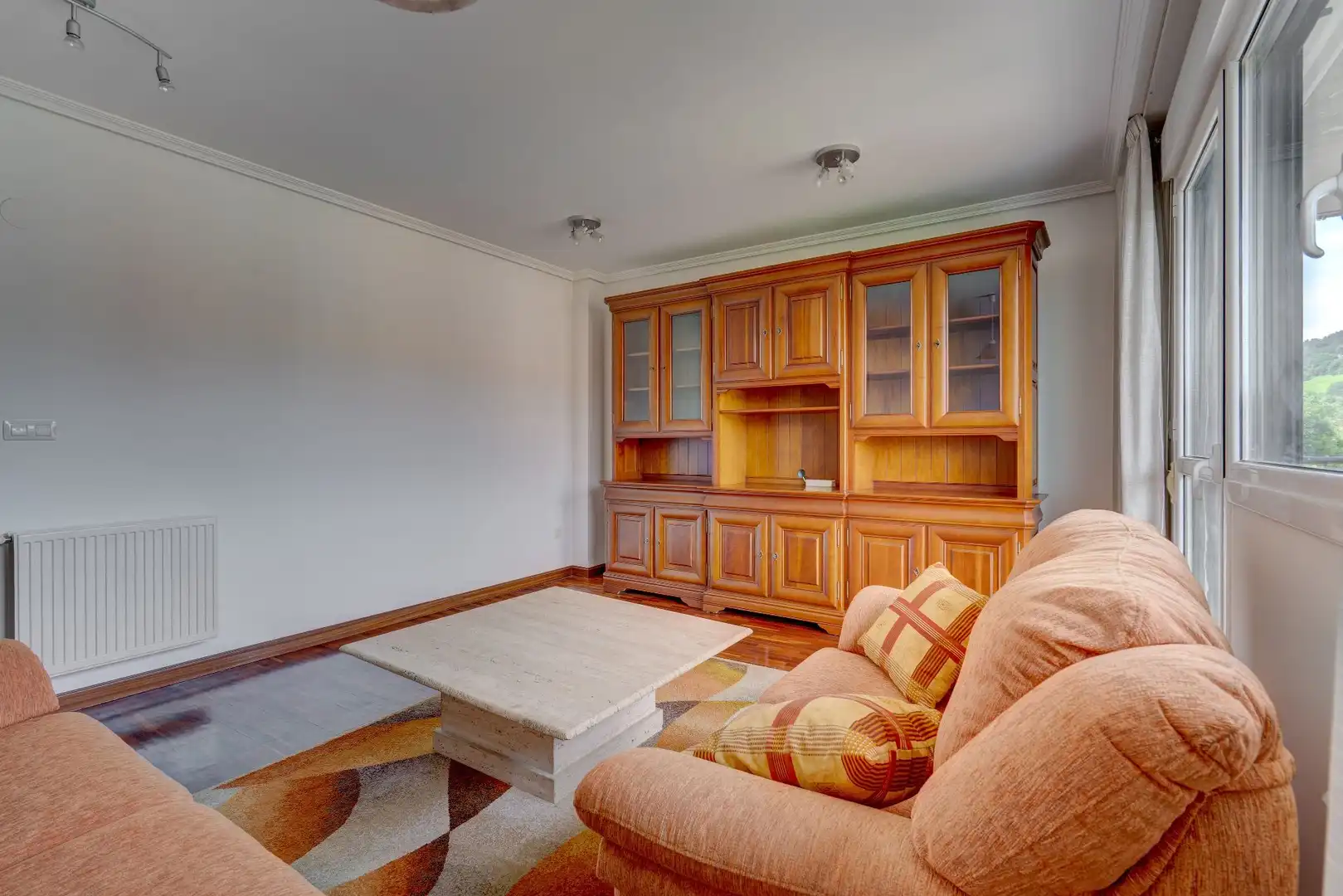 Sala de estar de Piso en venta en Urnieta con Calefacción, Terraza y Trastero