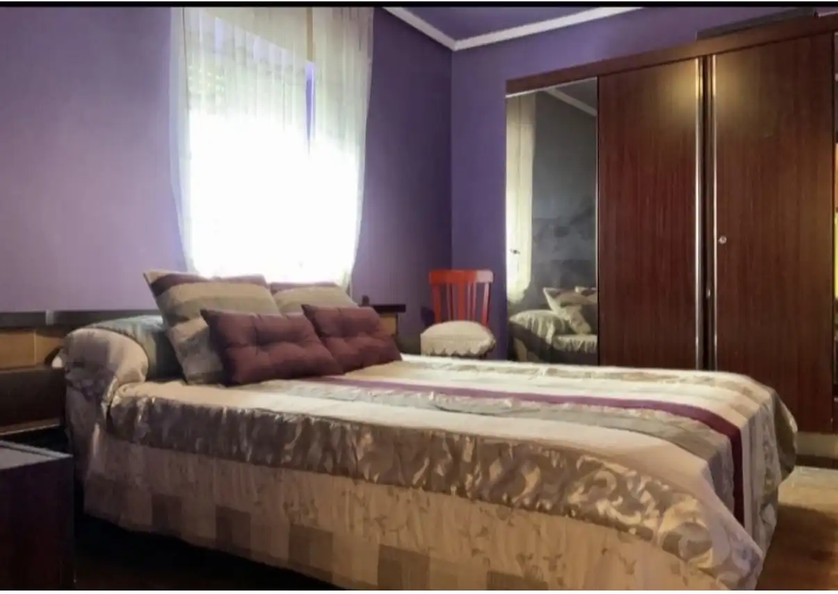 Dormitori de Casa o xalet en venda en Mansilla Mayor amb Aire condicionat, Jardí privat i Parquet