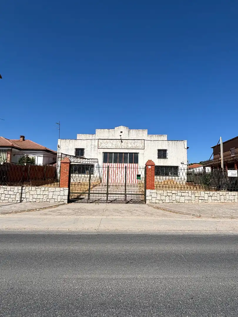 Nave industrial en venta en Guadamur