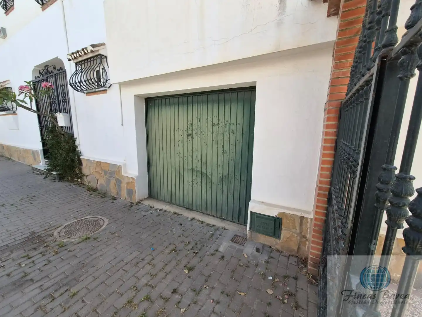 Aparcament de Casa o xalet en venda en Fuengirola amb Aire condicionat, Terrassa i Traster