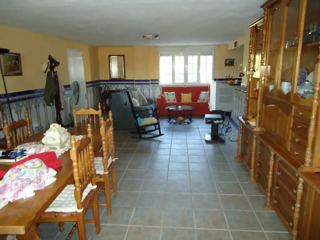 Houses for sale in Mengabril  with Private garden, Parquet flooring and Terrace