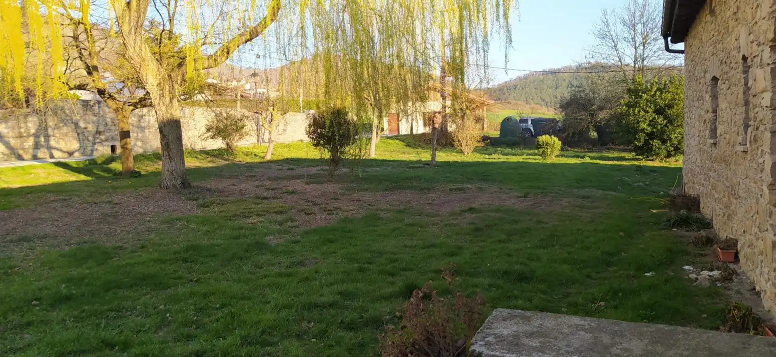 Garden of Land for sale in Odieta