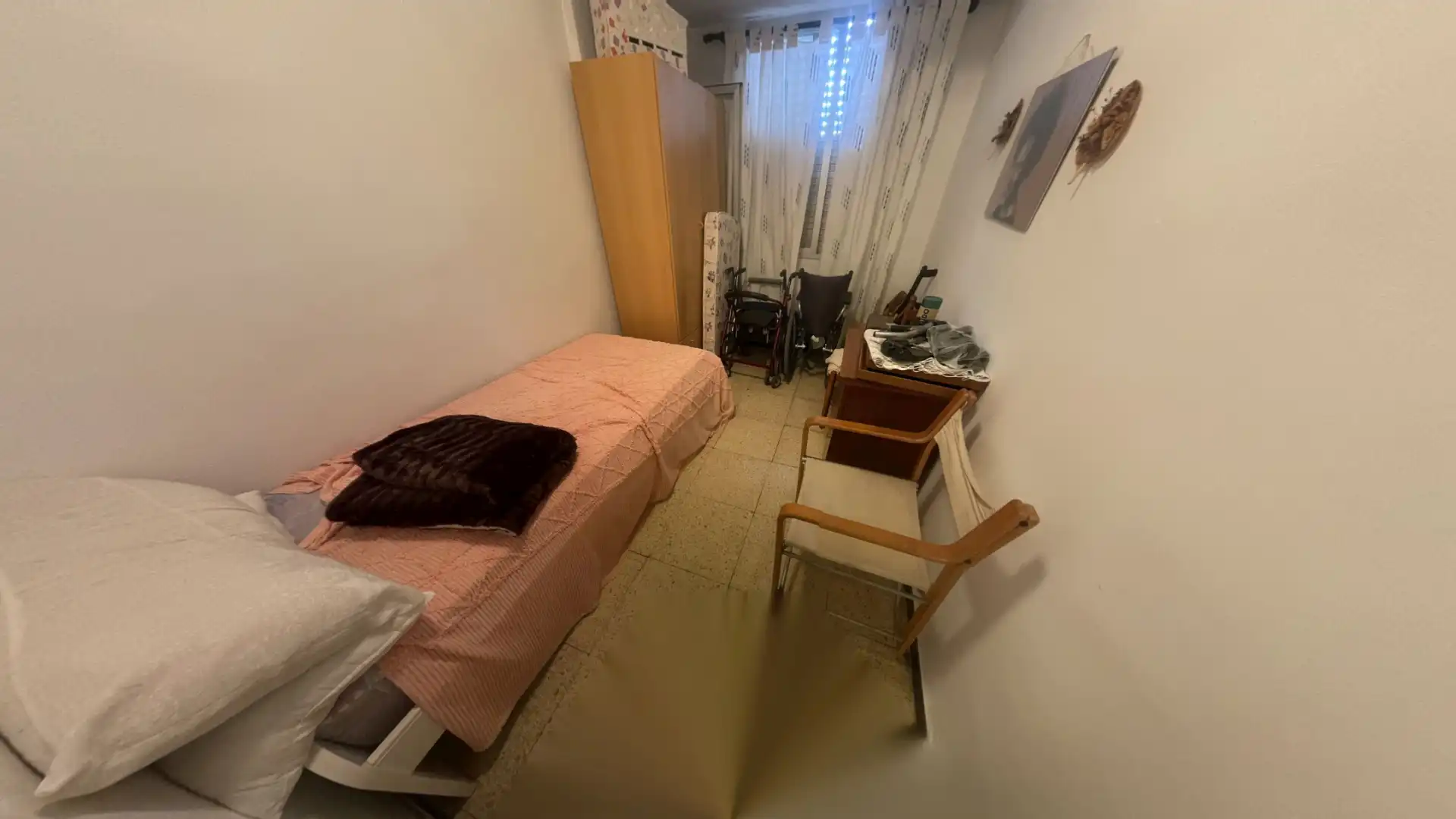 Habitación de Edificio en venta en Alcoy / Alcoi