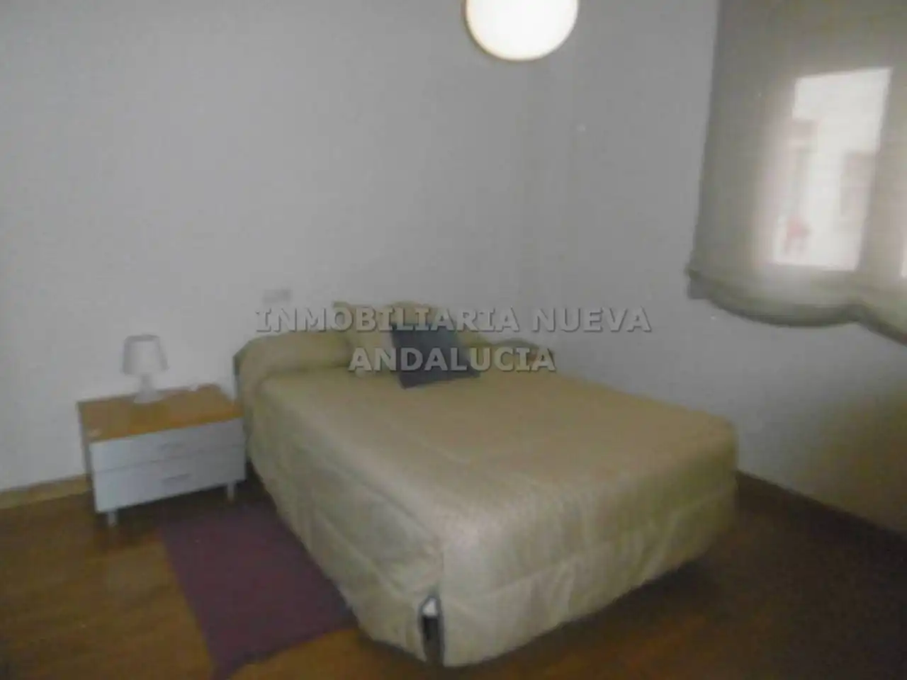 Habitación de Piso de alquiler en Almería con Aire acondicionado, Terraza y Amueblado