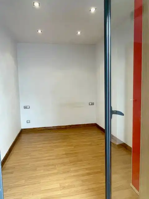 Wohnung zum Verkauf in Viladecavalls mit Klimaanlage, Heizung und Parkett