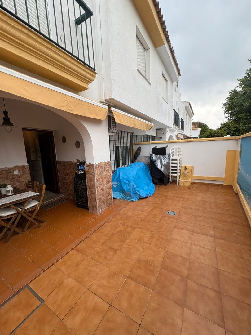 Exterior view of Single-family semi-detached for sale in Rota  with Air Conditioner, Heating and Parquet flooring
