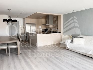 Apartamento con balcón en venta en Carrer Fàtima