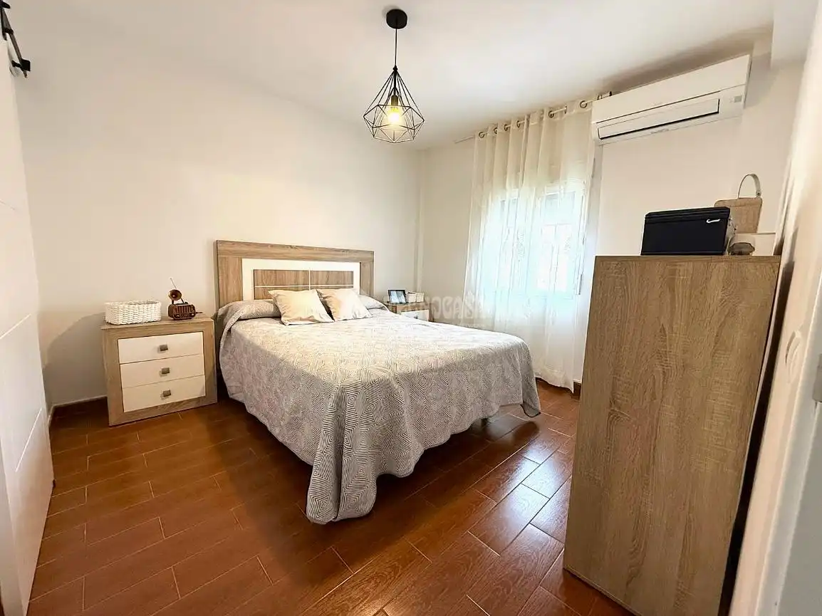 Habitación de Piso en venta en Móstoles con Aire acondicionado, Jardín privado y Terraza