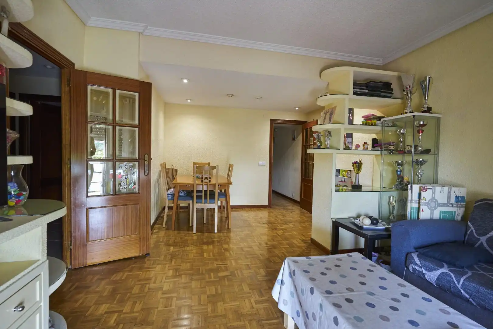 Sala de estar de Piso en venta en Alcorcón con Calefacción y Amueblado