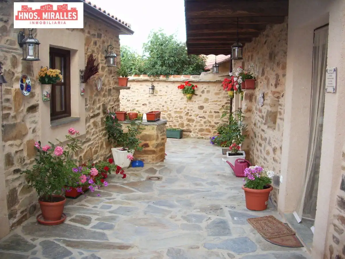 Jardín de Casa o chalet en venta en Santiago Millas con Amueblado