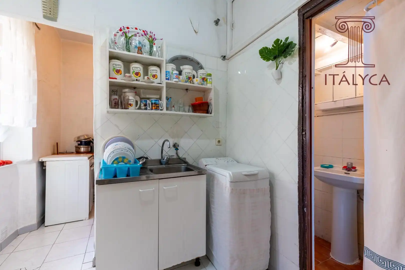 Cocina de Piso en venta en Sevilla con Aire acondicionado