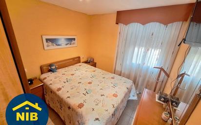 Bedroom of Flat for sale in  Barcelona Capital  with Balcony