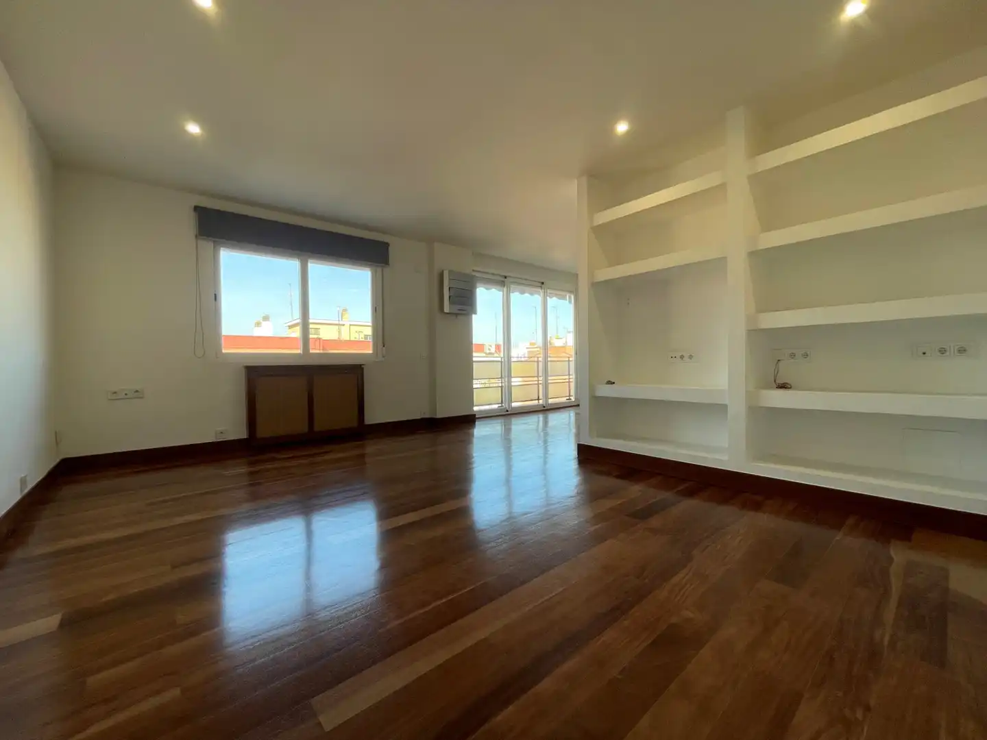 Sala d'estar de Pis de lloguer en Alcalá de Henares amb Calefacció i Terrassa