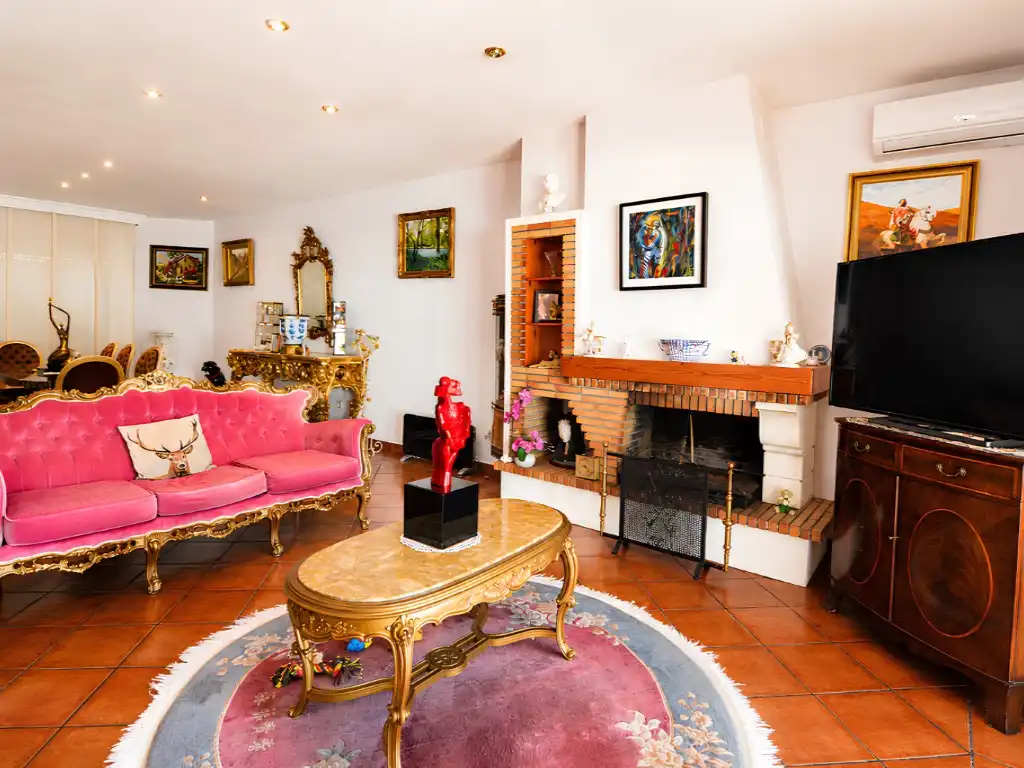 Sala d'estar de Casa o xalet en venda en Mijas amb Aire condicionat, Calefacció i Jardí privat