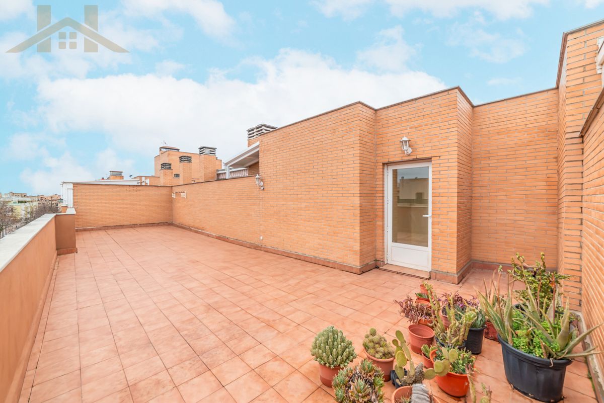 Terrace of Attic for sale in Pinto  with Heating, Parquet flooring and Terrace