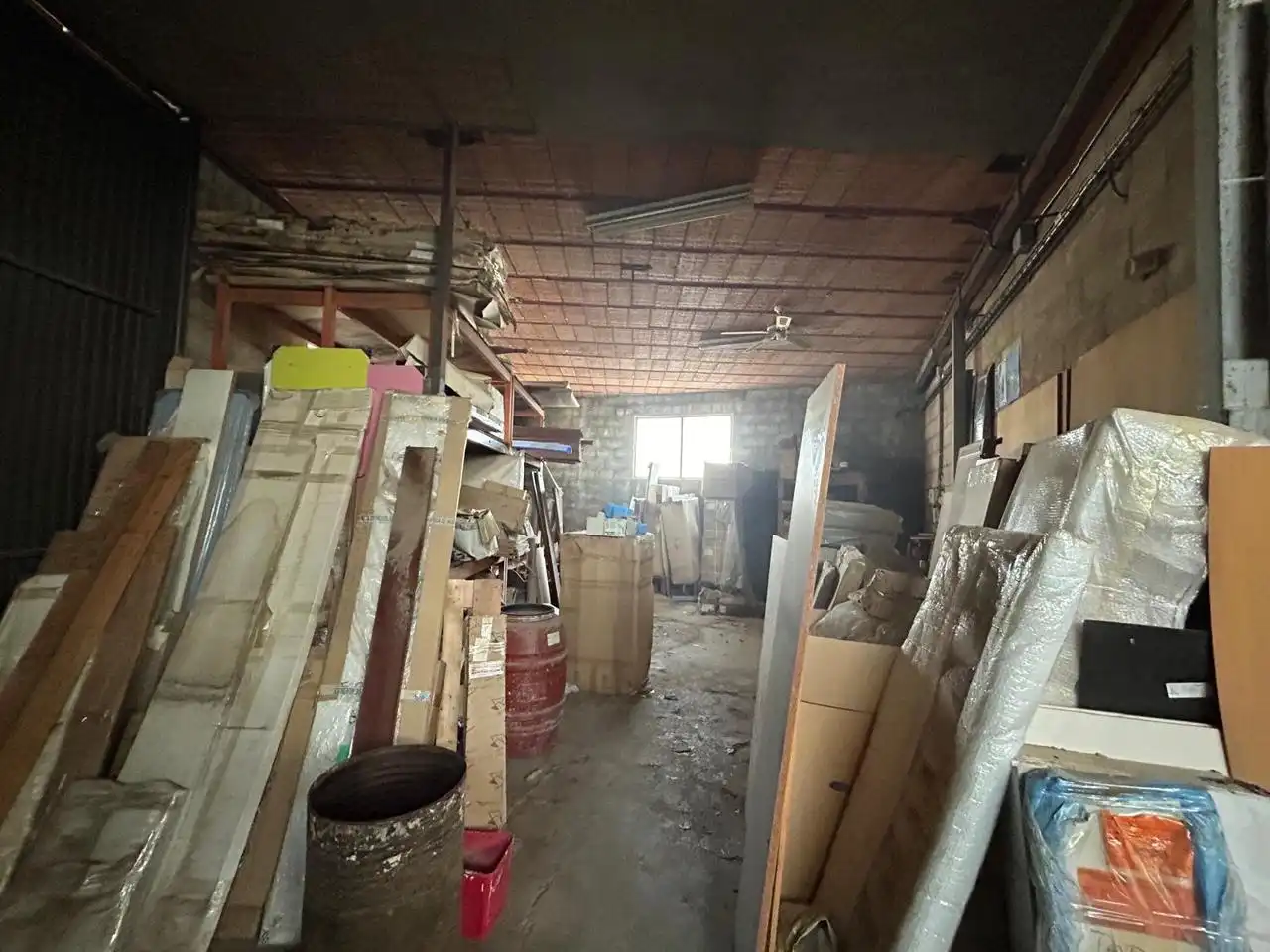 Nave industrial en venta en Dos Hermanas