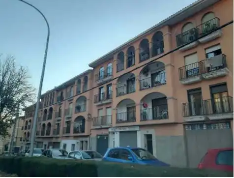 Local commercial à vendre à Baños de Montemayor
