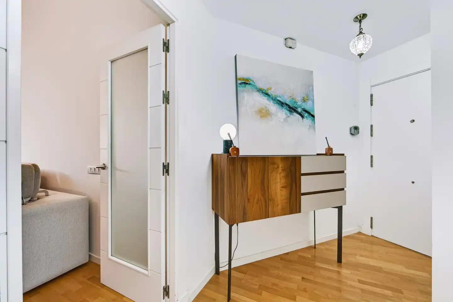 Wohnung zum Verkauf in Almería mit Klimaanlage, Heizung und Terrasse