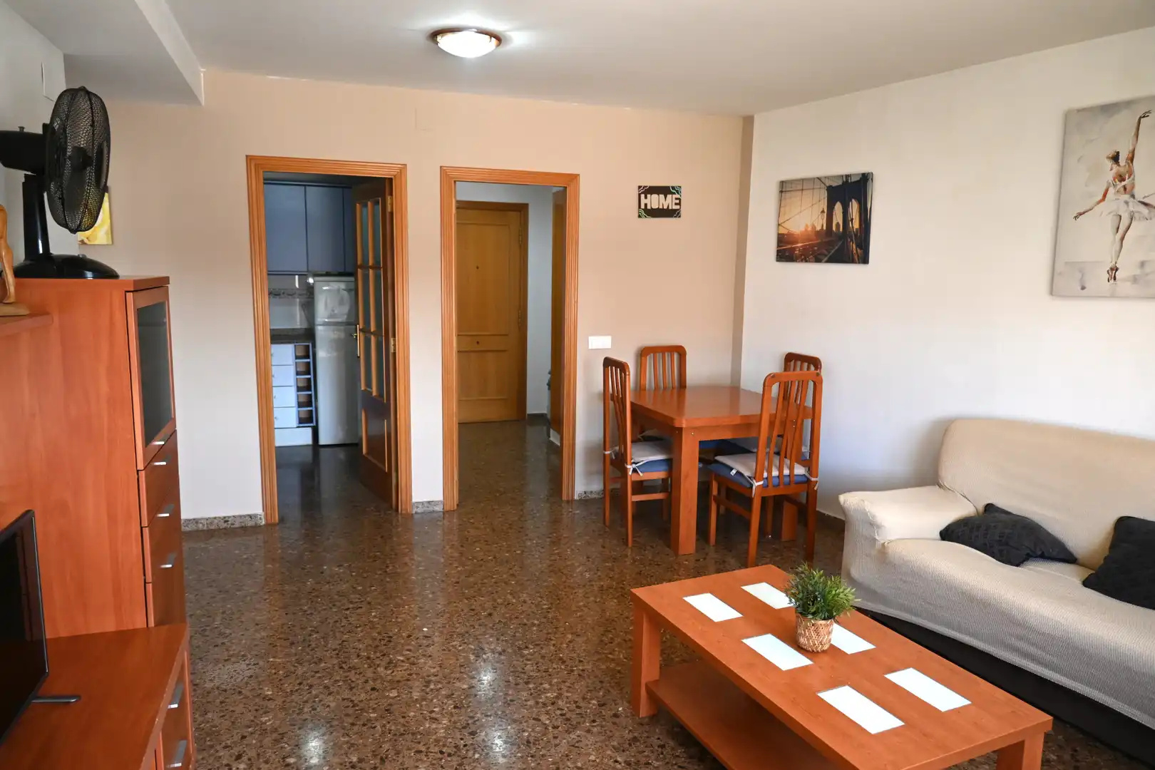 Sala de estar de Piso en venta en Sagunto / Sagunt con Aire acondicionado, Trastero y Amueblado