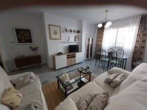 Piso en Alquiler en Calle Curro Cúchares en La Cruz