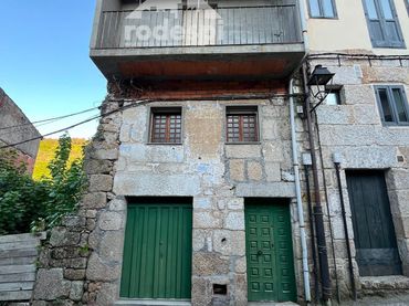 Adosado en venta en Ribadavia