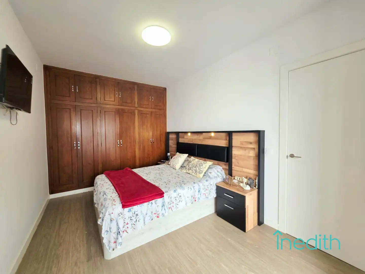 Dormitori de Casa o xalet en venda en Vilanova i la Geltrú amb Aire condicionat, Calefacció i Parquet