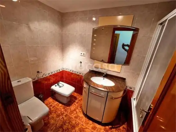 Bathroom of Flat for rent in Sagunto / Sagunt  with Furnished, Oven and Washing machine