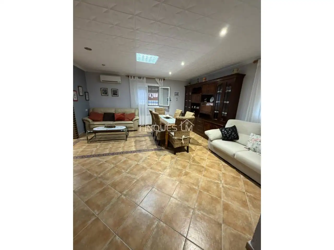 Sala de estar de Casa o chalet en venta en Vidreres con Aire acondicionado, Jardín privado y Terraza