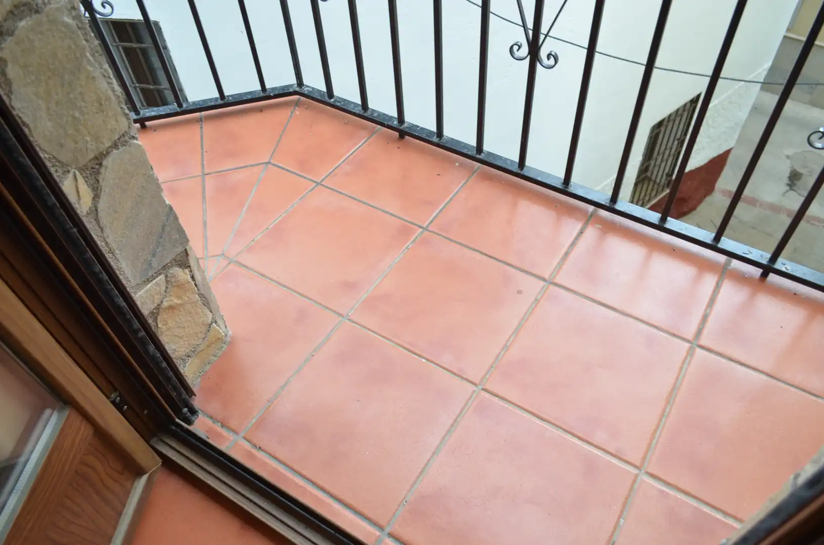 Balcony of Houses for sale in El Torno   with Air Conditioner, Heating and Furnished