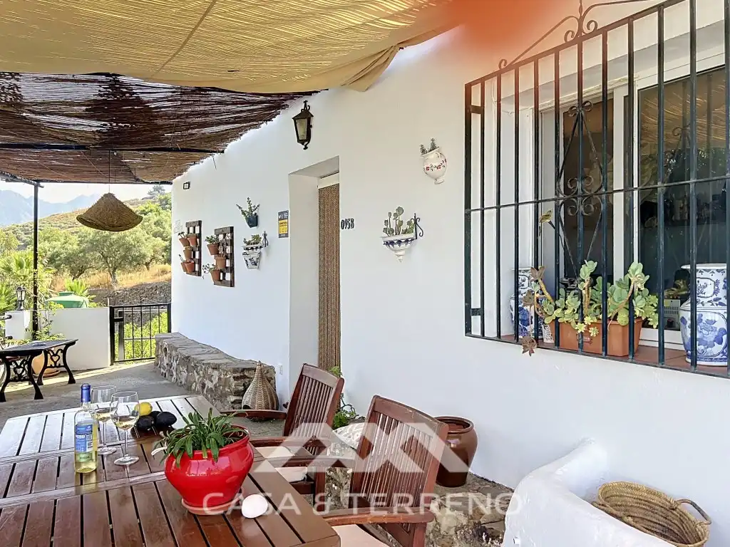 Houses for sale in Diseminados Benamayor, Cómpeta